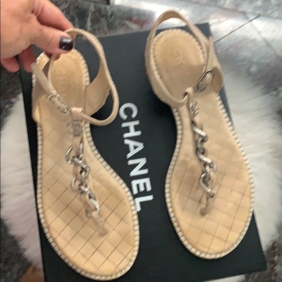 Amazing Chanel sandals 38.5 - Picture 1 of 8